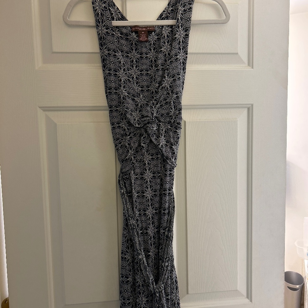 Black and White dress with attached belt  -Size Medium